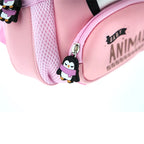 Mochila Escolar Baby Animals Pingüino Rosa - Detalle llavero