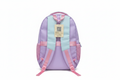 Mochila escolar lila trasera fondo blanco